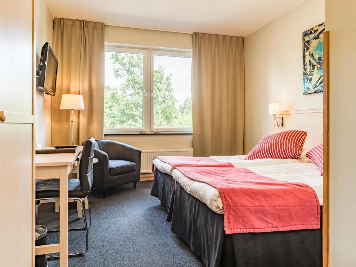 Ringsjoestrand Hotel Hörby エクステリア 写真